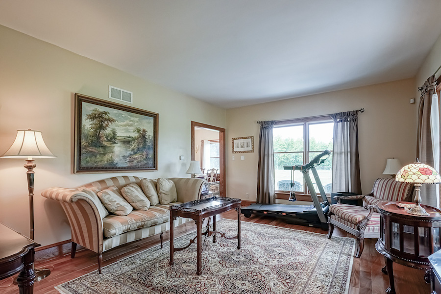 house for sale upper pittsgrove victorian farm living room