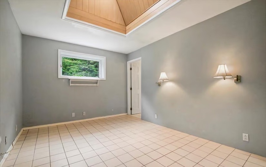 primary bedroom