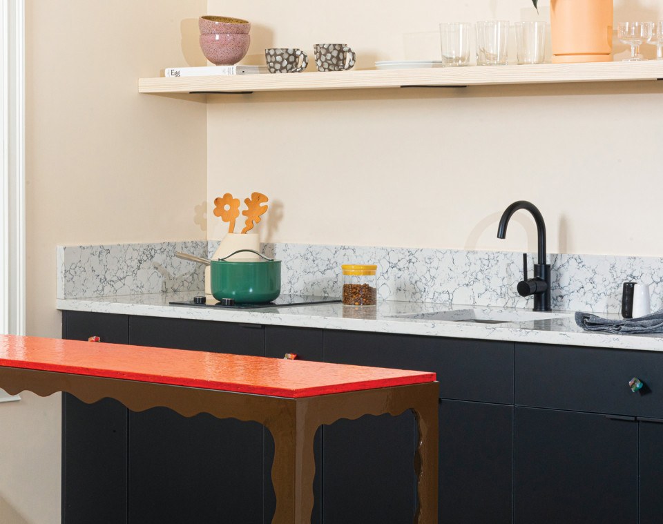 Yowie Hotel South Street