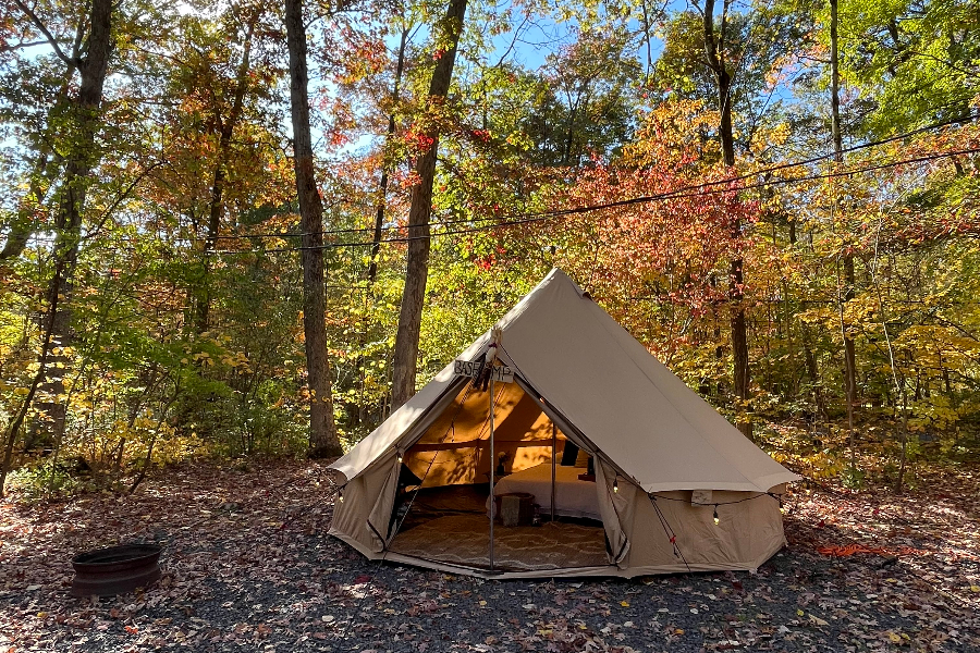 https://www.phillymag.com/wp-content/uploads/sites/3/2023/10/base-camp-glamping-900x600-1.jpg