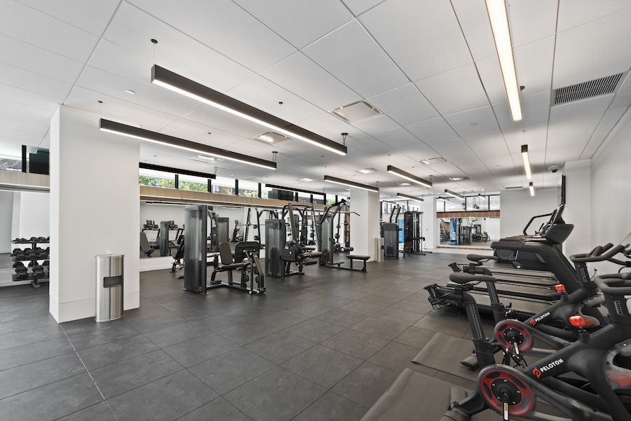 fitness center 