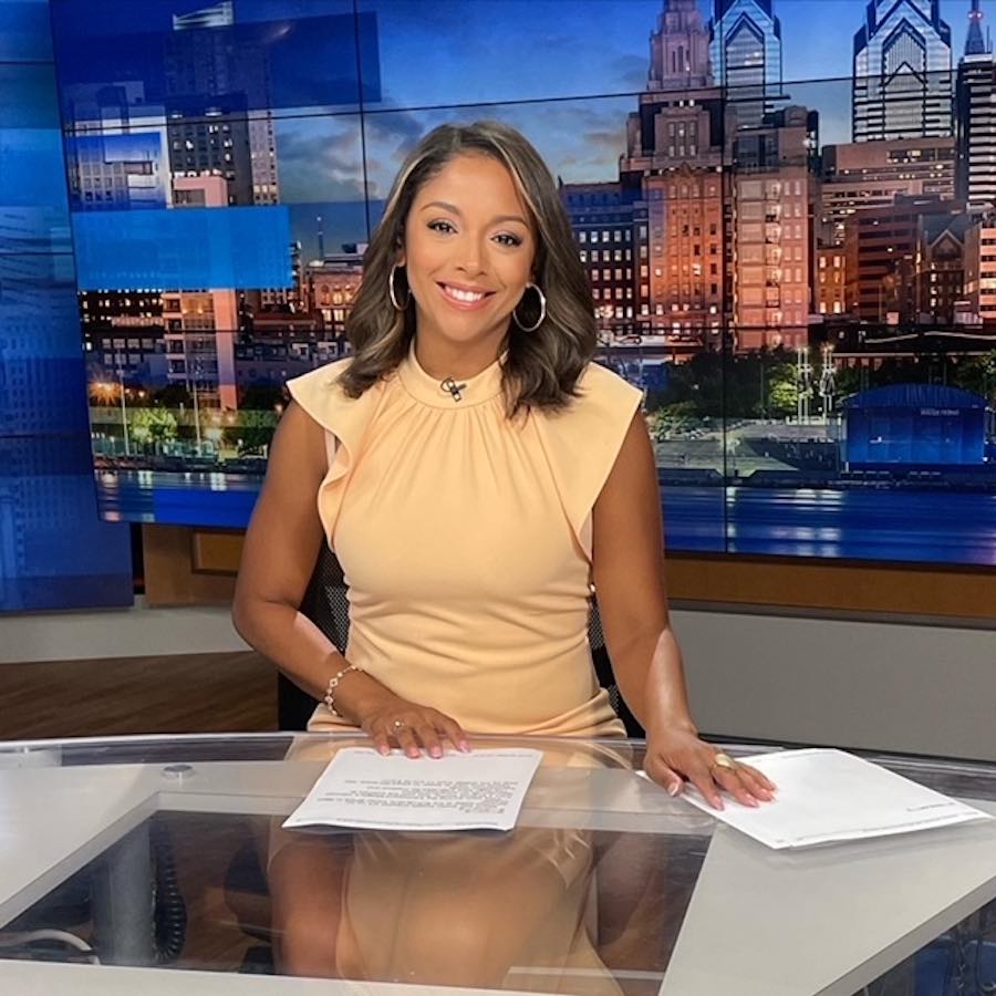 Alyana Gomez behind the 6ABC anchor desk
