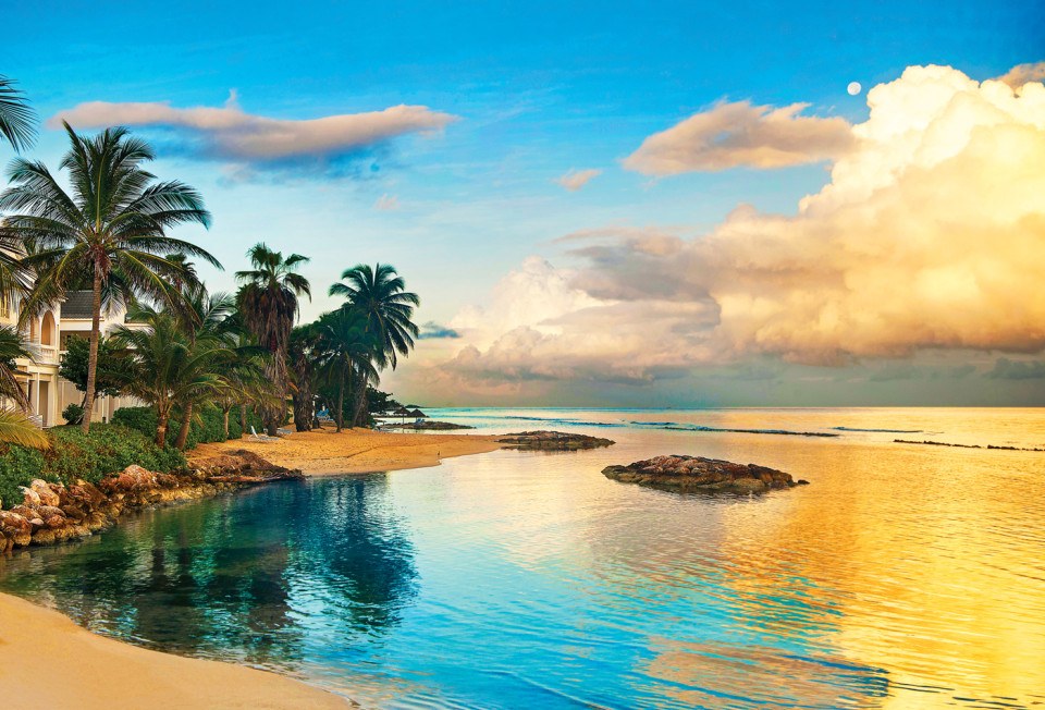 travel long weekend trips