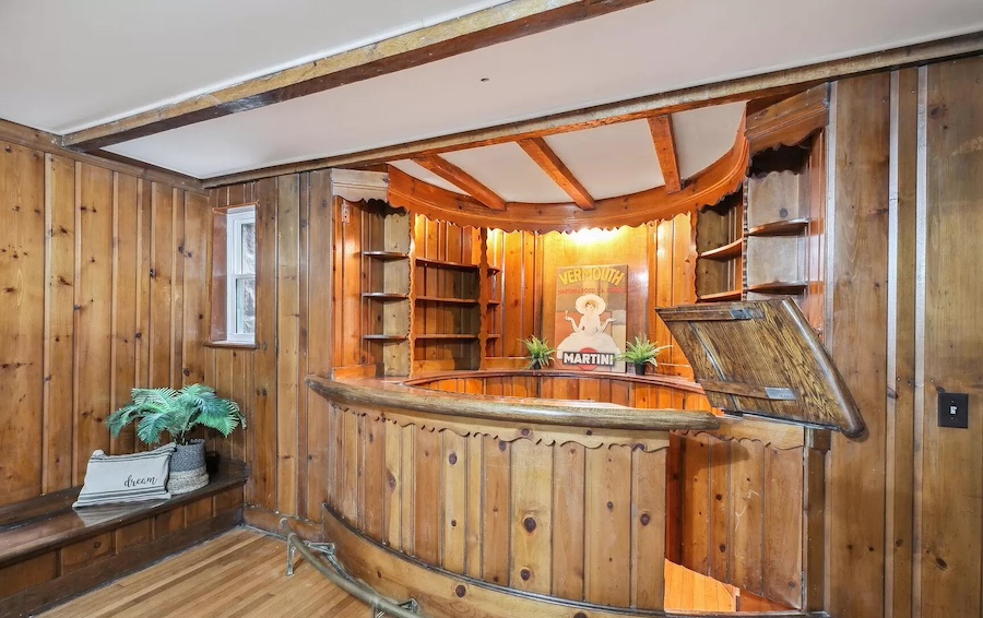 rec room bar
