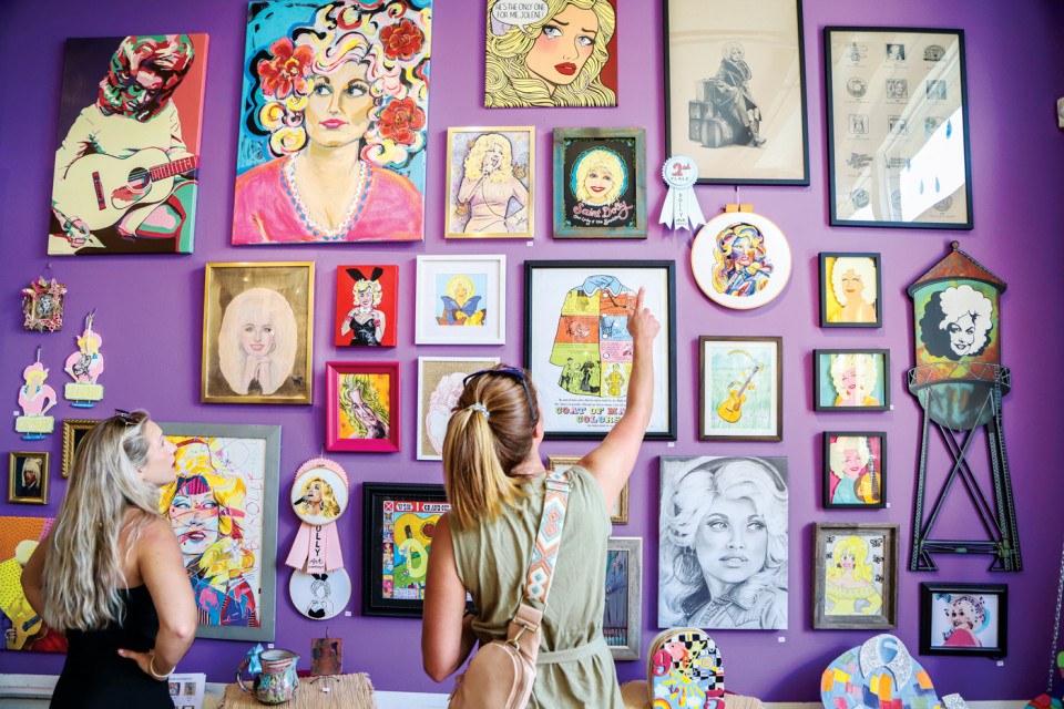 travel long weekend trips