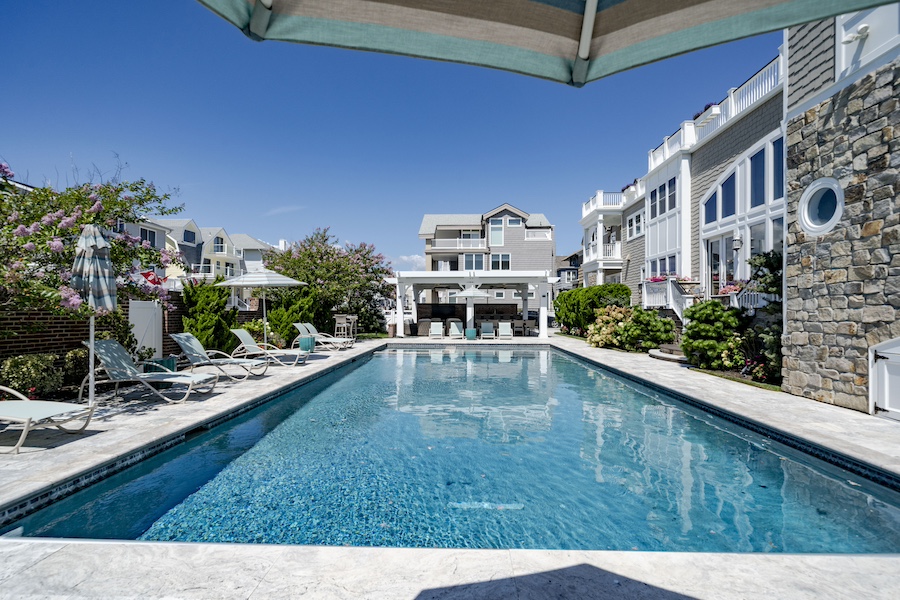house for sale ventnor beachside manor pool