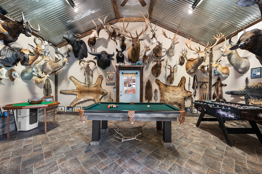lodge game room