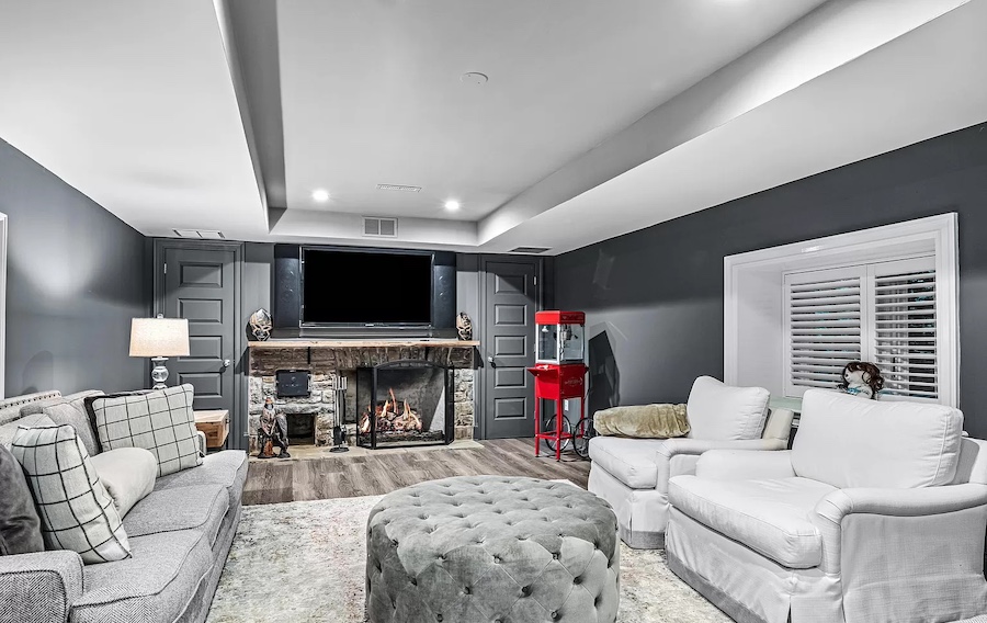 basement lounge