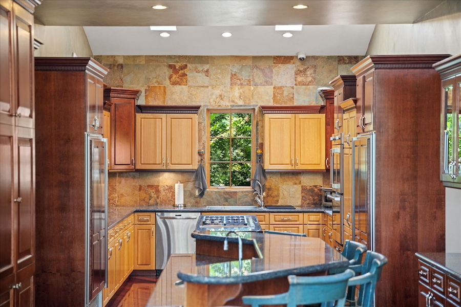 house for sale pipersville hilltop mansion kitchen and breakfast bar