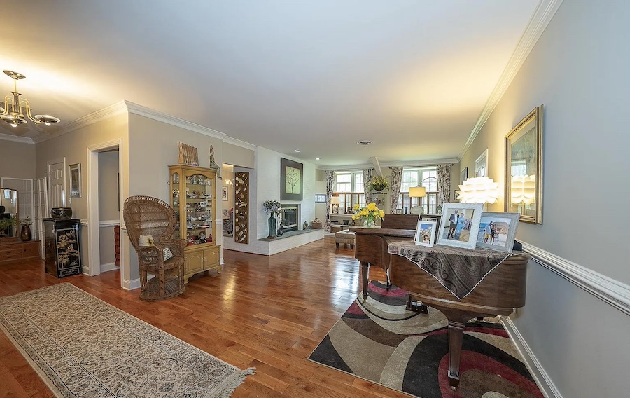 radnor rancher living room