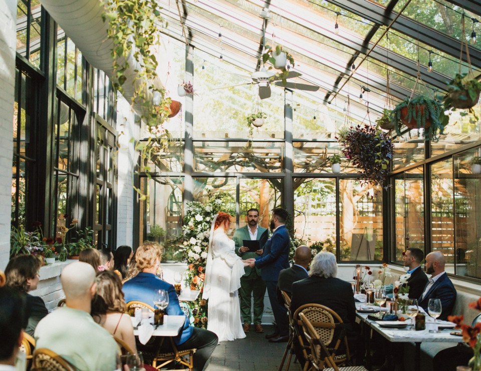 restaurant weddings