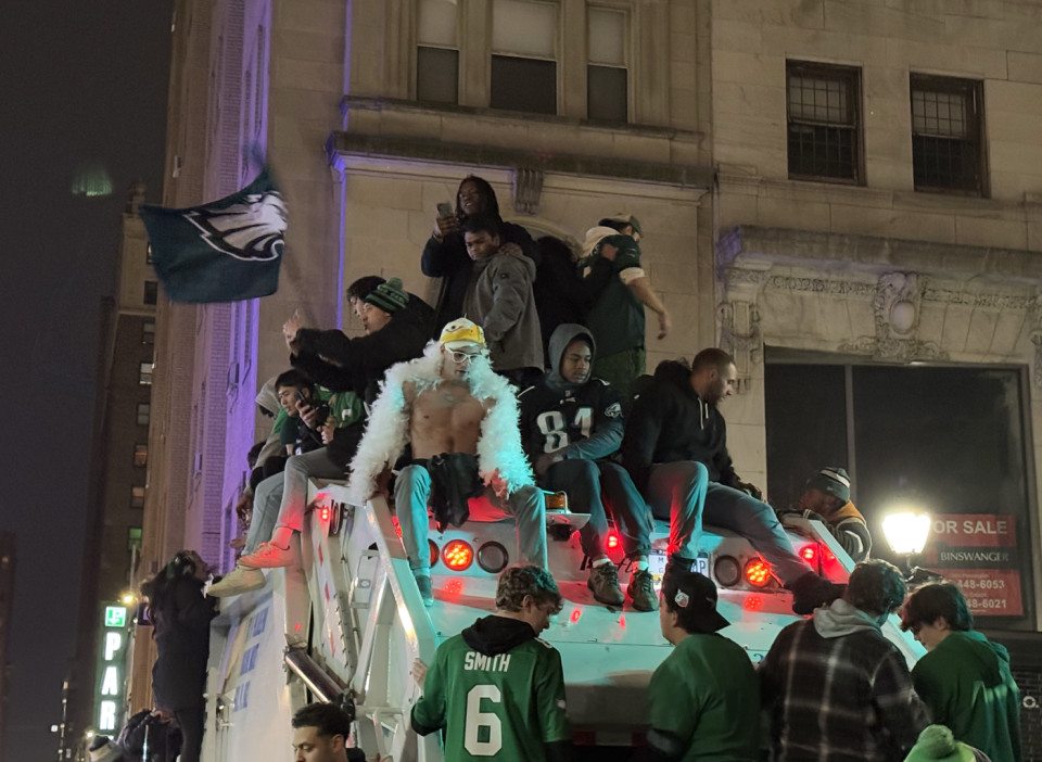 eagles super bowl win lix fans philadelphia