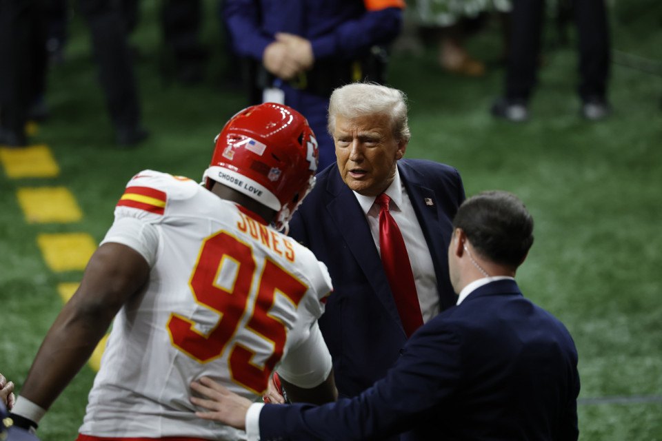 donald trump philadelphia eagles kansas city chiefs super bowl white house visit